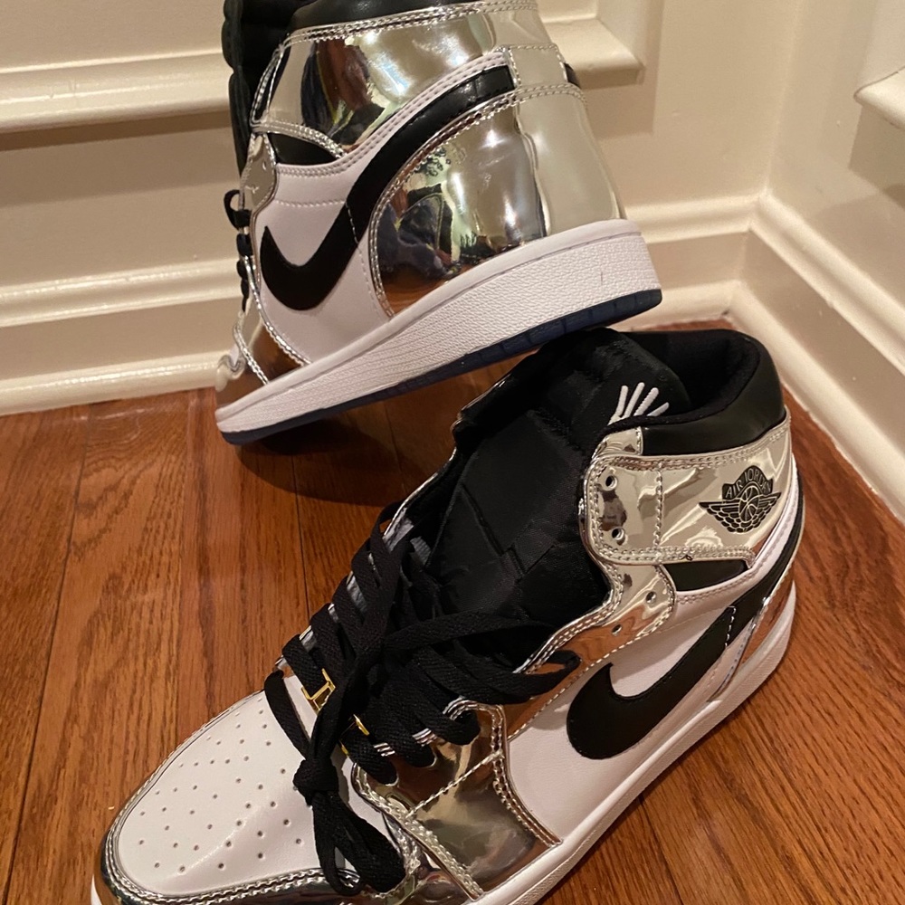 Air Jordans Men’s Size 10 - New - Picture 2 of 3